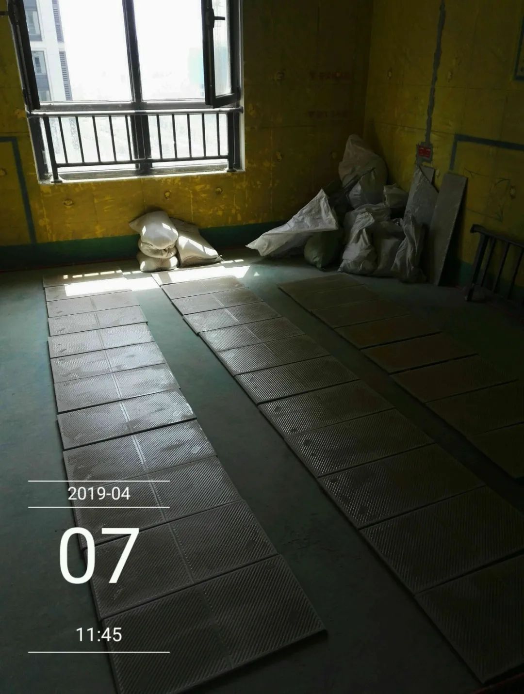 孟憲濤_保利國際社區(qū)115㎡現(xiàn)代北歐--簡潔明亮之家，一人獨(dú)居太愜意！30工地一覽